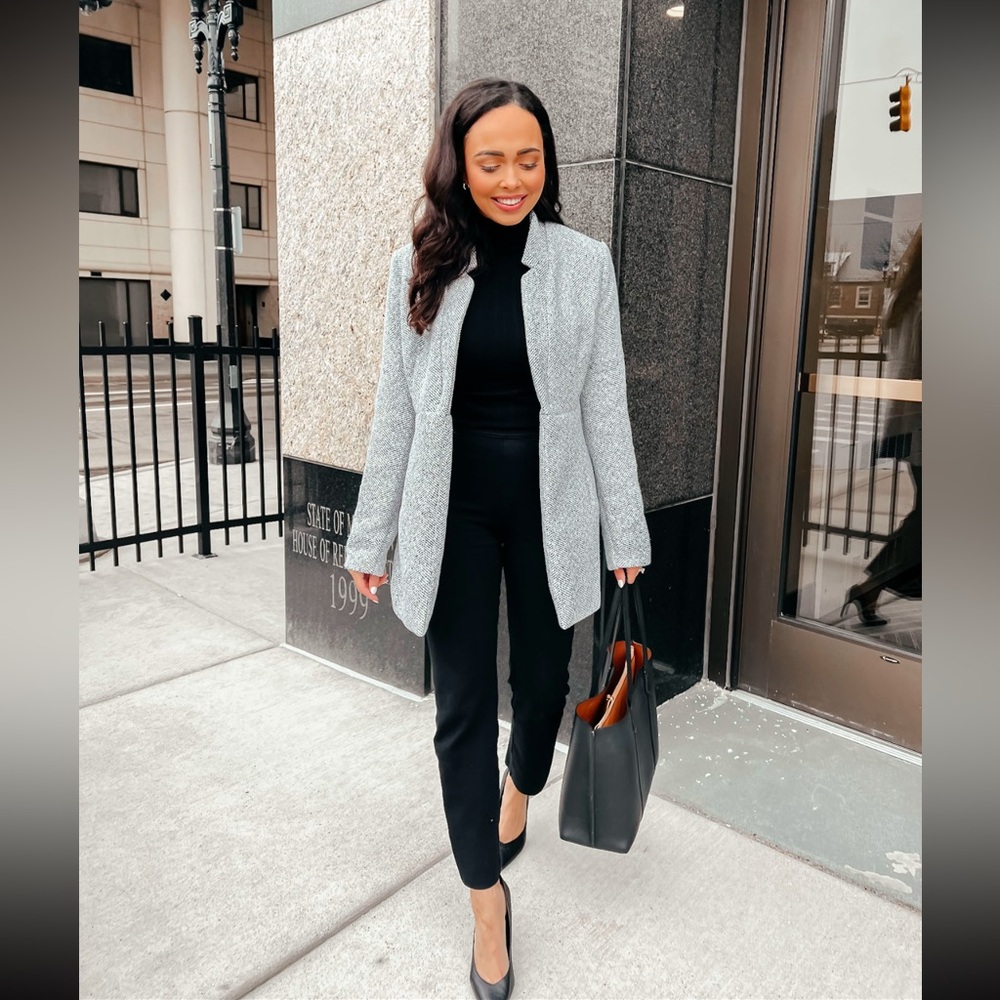 VICI Tayshia Pocketed Coat
